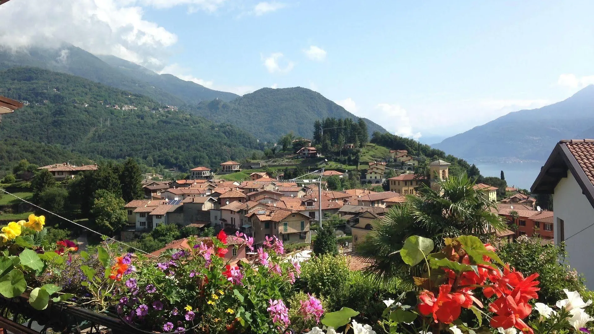 Balcone Fiorito Bed & Breakfast Menaggio 0*,  Italy